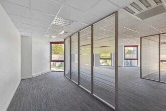 Bureau dans Vénissieux à louer Photo intérieure– Image 1 sur 12