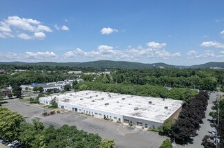 Plus de détails pour 16 McKee Dr, Mahwah, NJ - Industriel/Logistique à louer