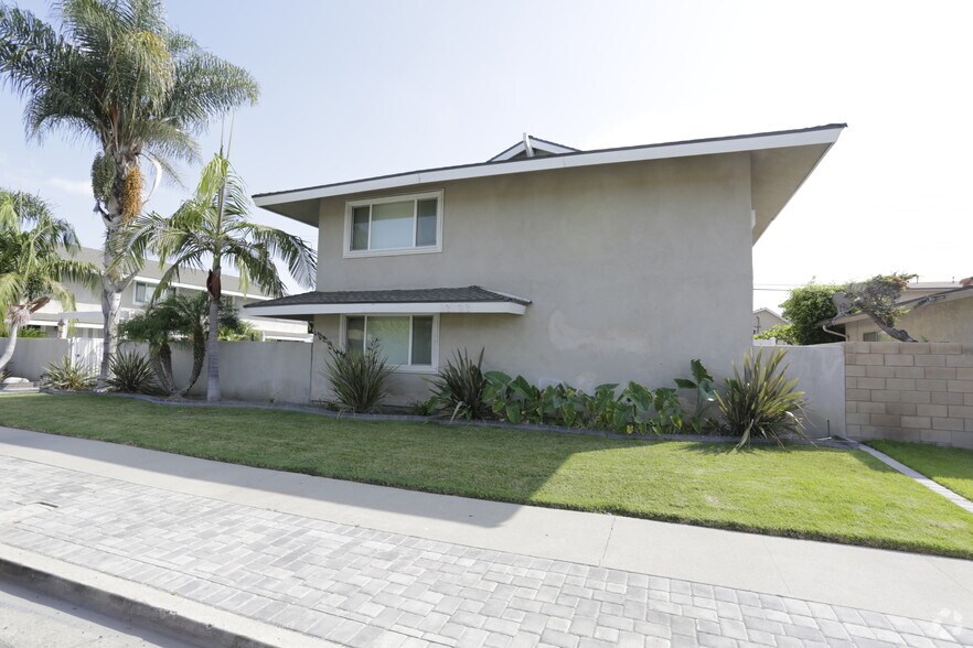 12132 Bailey St, Garden Grove, CA à vendre - Photo de l’immeuble – Image 3 sur 4
