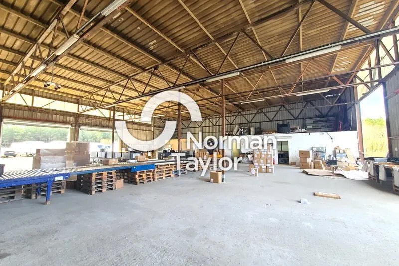 Local d'activités dans Magescq à vendre Photo intérieure– Image 1 sur 4