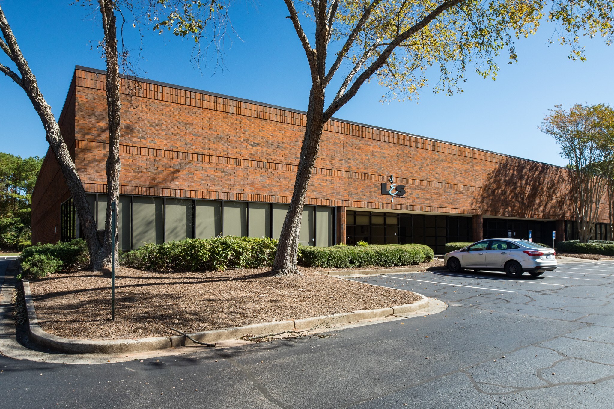 1505 Pavilion Pl, Norcross, GA à louer Photo principale– Image 1 sur 9