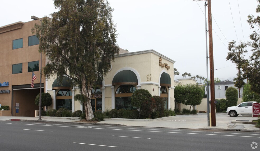 1613-1617 W Glenoaks Blvd, Glendale, CA à louer - Photo de l’immeuble – Image 1 sur 7