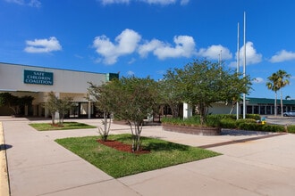 5505-5805 Manatee Ave, Bradenton, FL à louer Photo intérieure– Image 2 sur 6