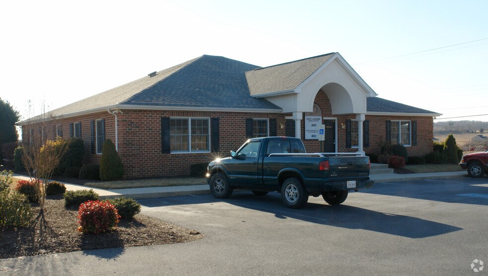 4057-4063 Quarles Ct, Harrisonburg, VA à louer - Photo de l’immeuble – Image 2 sur 16