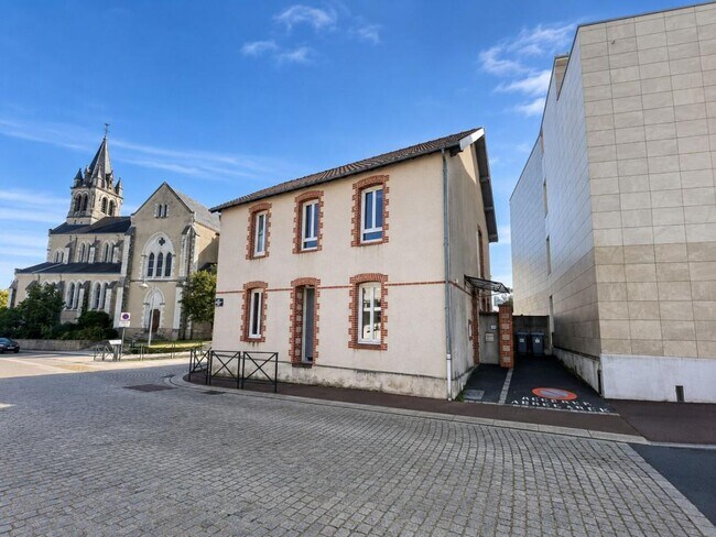 Plus de détails pour Local commercial à vendre