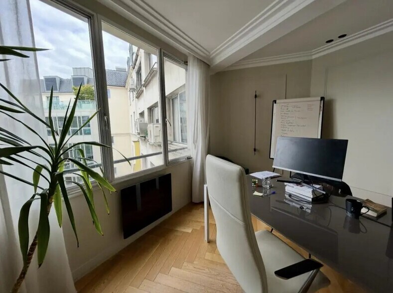 Bureau dans Paris à louer - Photo de l’immeuble – Image 2 sur 5