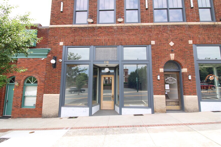 114-118 E Main St, Albemarle, NC à louer - Photo de l’immeuble – Image 2 sur 5