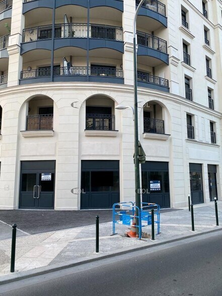 142 Rue De La Porte De Trivaux, Clamart à louer - Photo de l’immeuble – Image 3 sur 3