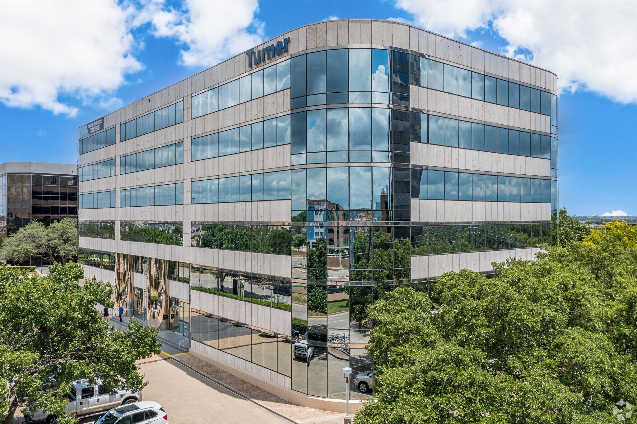 10100 N Central Expy, Dallas, TX à louer Photo principale– Image 1 sur 31