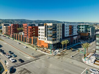 Plus de détails pour 166 N Rollins Rd, Millbrae, CA - Bureau/Local commercial à louer