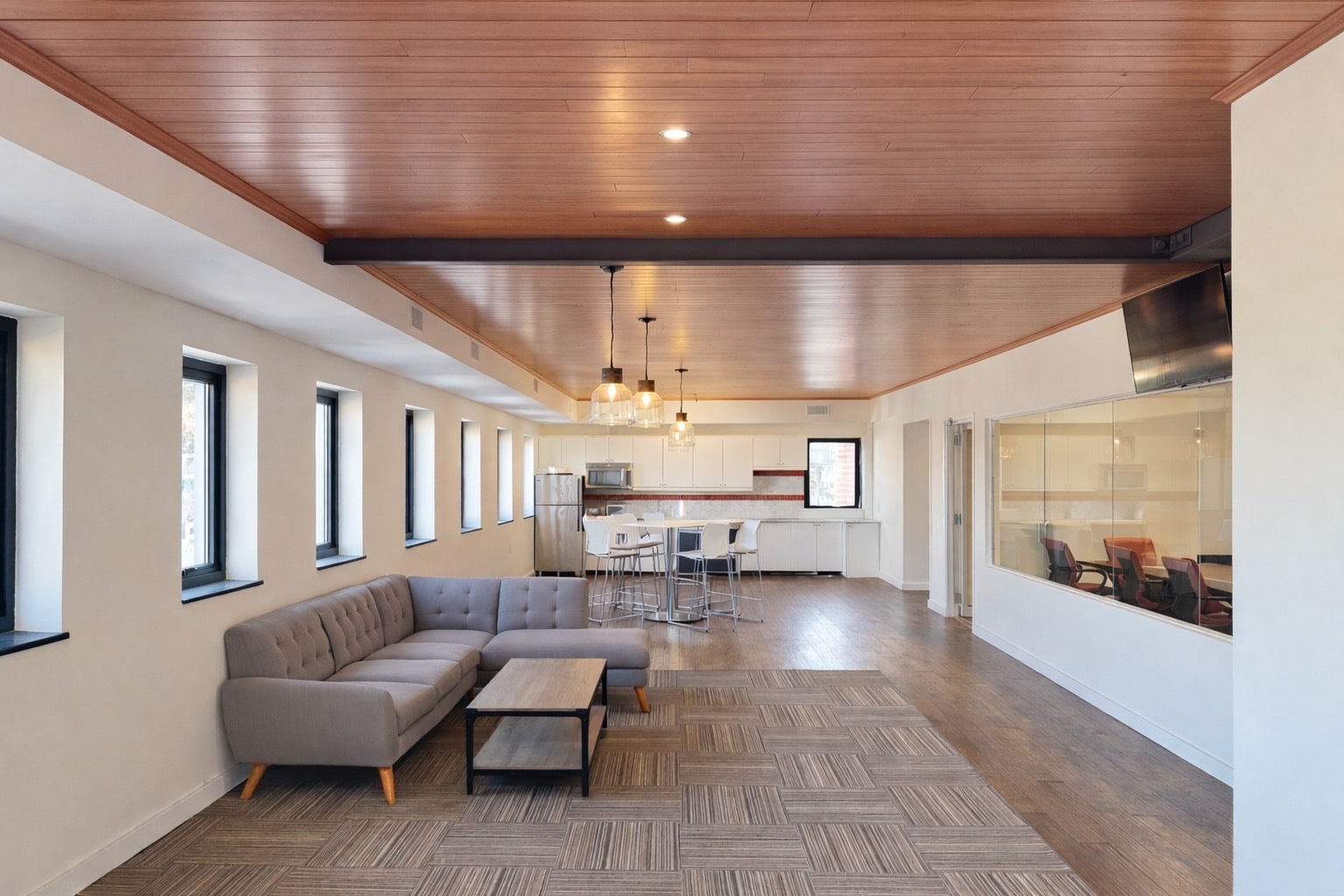 7 High St, Huntington, NY à louer Photo intérieure– Image 1 sur 3