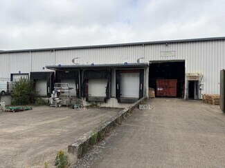 Plus de détails pour Industriel/Logistique à louer