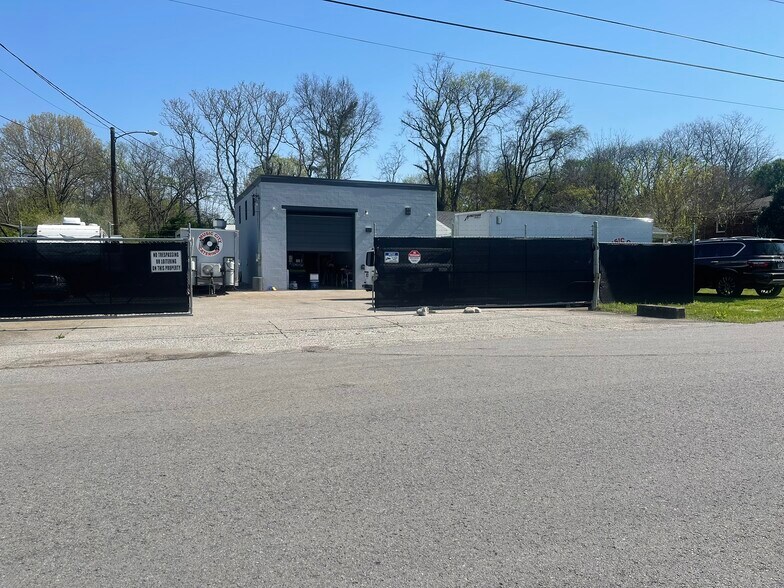 103 Donald Dr, Nashville, TN à vendre - Photo de l’immeuble – Image 2 sur 12