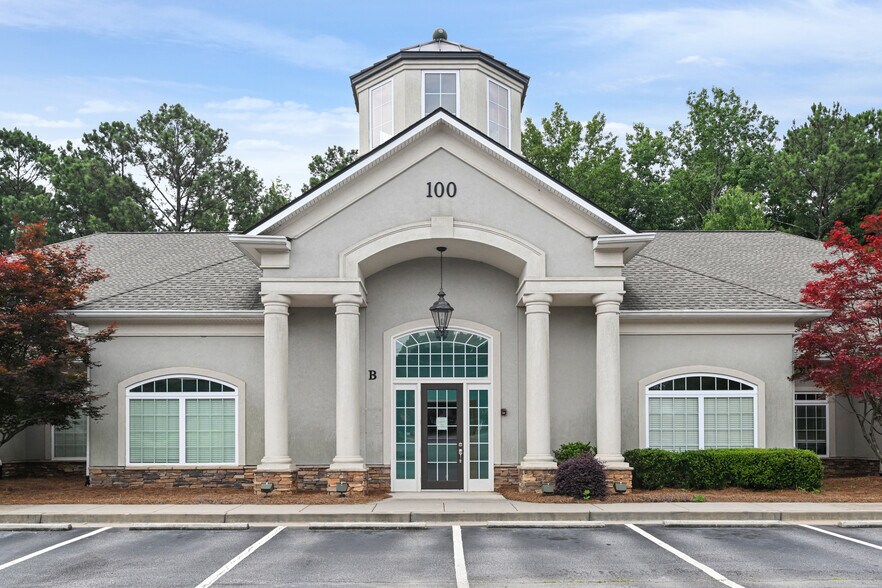 1816 Eagle Dr, Woodstock, GA à louer - Photo de l’immeuble – Image 3 sur 11