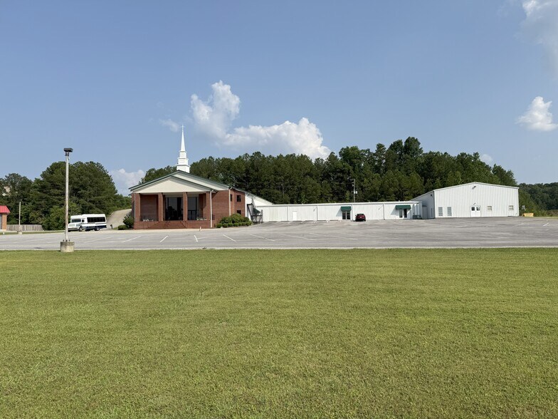 2100 Highway 52 E, Pelham, AL à vendre - Photo principale – Image 1 sur 5