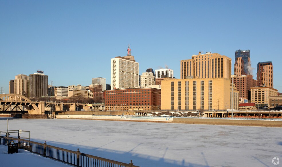 240 Chester St, Saint Paul, MN à vendre - Photo de l’immeuble – Image 2 sur 5