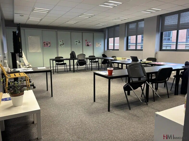 Bureau dans Le Havre à louer - Photo de l’immeuble – Image 1 sur 15