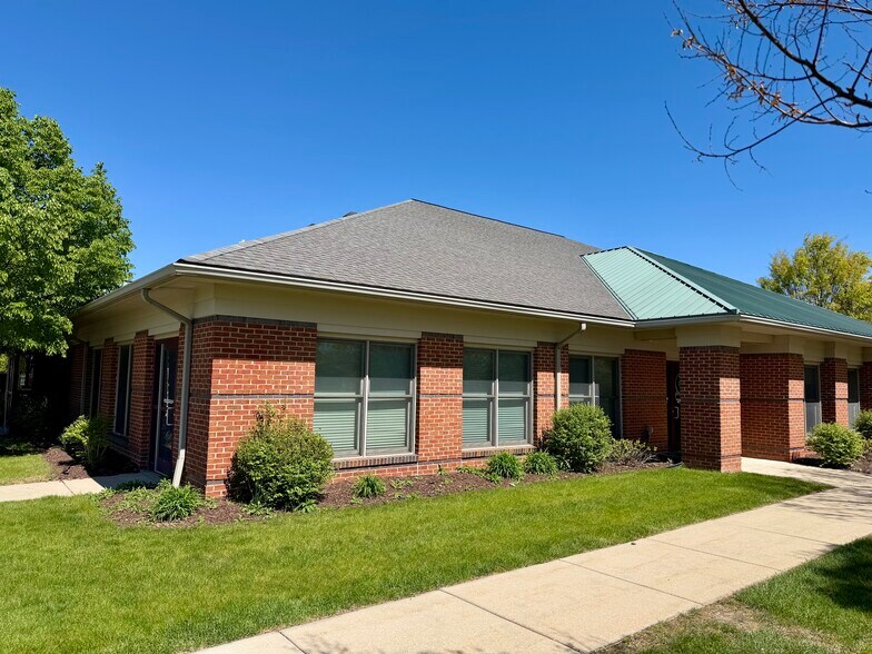 1600 Commerce Park Dr, Chelsea, MI à vendre - Photo de l’immeuble – Image 1 sur 26