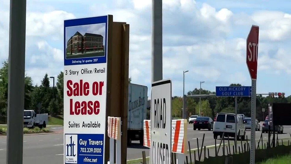 4565 Daisy Reid Ave, Woodbridge, VA à louer - Vidéo sur l’annonce professionnelle – Image 2 sur 7