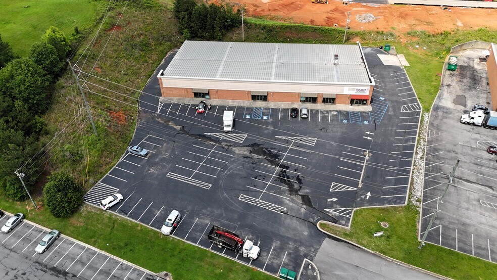 150 Pearl Dr, LaFayette, GA à vendre - Photo de l’immeuble – Image 2 sur 51