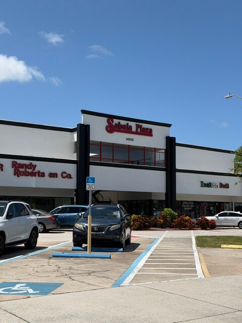 14100 Walsingham Rd, Largo, FL à louer Photo intérieure– Image 1 sur 9