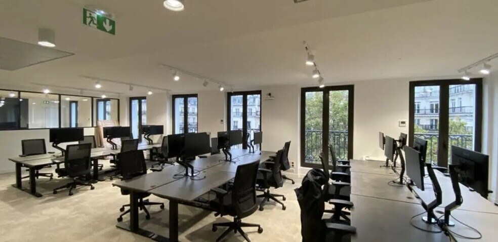 Bureau dans Paris à louer - Photo intérieure – Image 2 sur 13