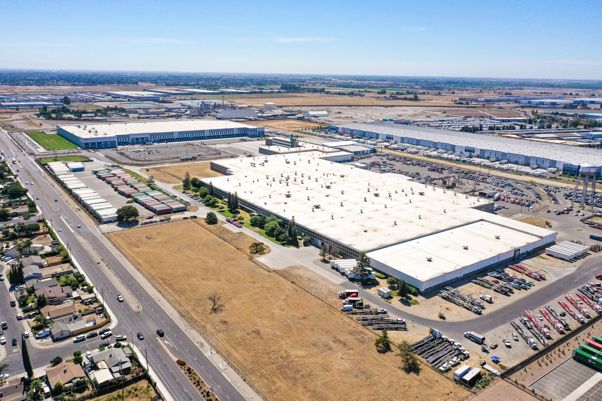 400 E. Louise Ave, Lathrop, CA à louer Aérien– Image 1 sur 2