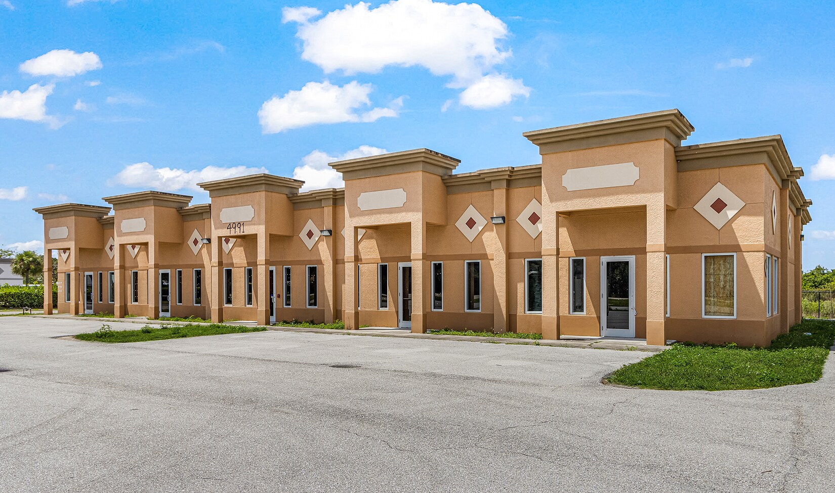 4991 Majorca Palms Dr, Fort Myers, FL à vendre Photo principale– Image 1 sur 8