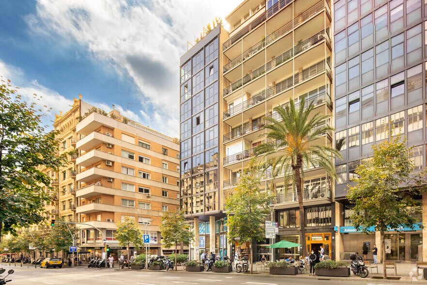 Carrer de Balmes, 191, Barcelone, Barcelona à louer - Photo de l’immeuble – Image 3 sur 4