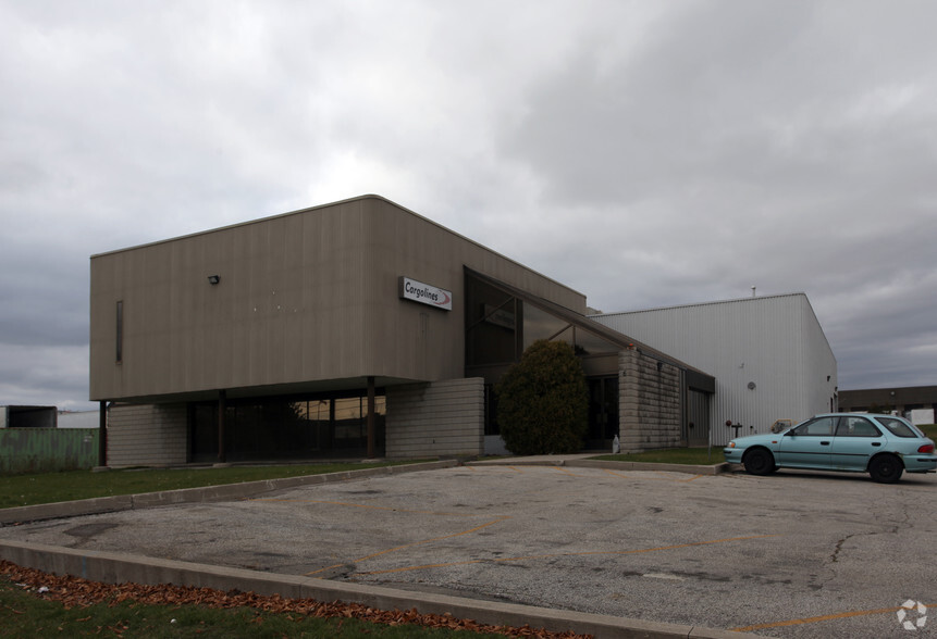 6 Baker Rd, Brampton, ON à louer - Photo de l’immeuble – Image 2 sur 12