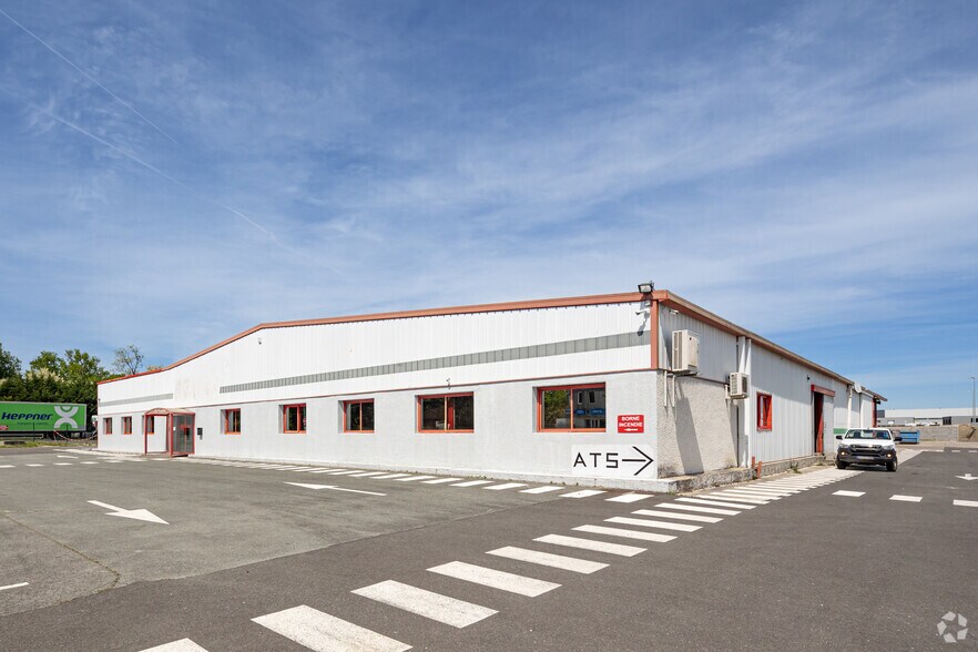1 Chemin D'Arnauton, Cestas à louer - Photo de l’immeuble – Image 2 sur 4