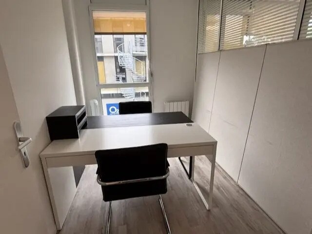Bureau dans Plescop à vendre - Photo de l’immeuble – Image 2 sur 12