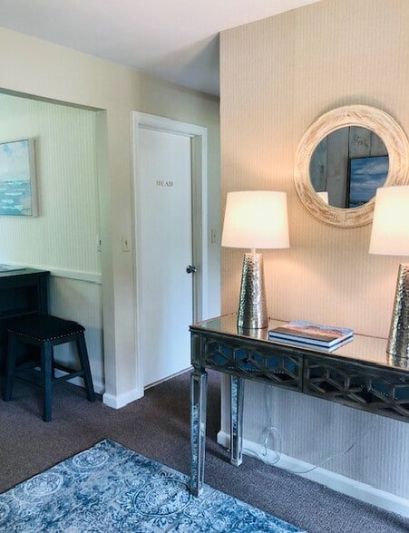 131 Boston Post Rd, Old Saybrook, CT à vendre - Photo intérieure – Image 3 sur 5