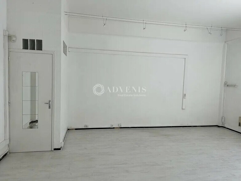 Local commercial dans Montpellier à louer - Photo de l’immeuble – Image 2 sur 4