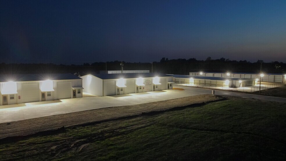 5501 Bonham St, Paris, TX à louer - Photo principale – Image 1 sur 4