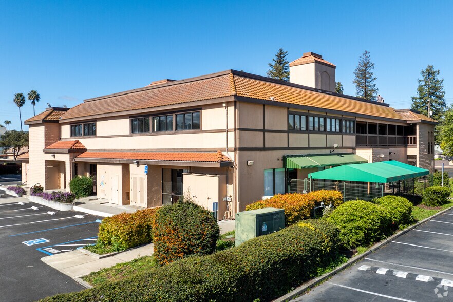 1410A Monument Blvd, Concord, CA à louer - Photo de l’immeuble – Image 1 sur 13