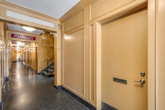 9730-9732 Wilshire Blvd, Beverly Hills, CA à louer Photo intérieure– Image 1 sur 7