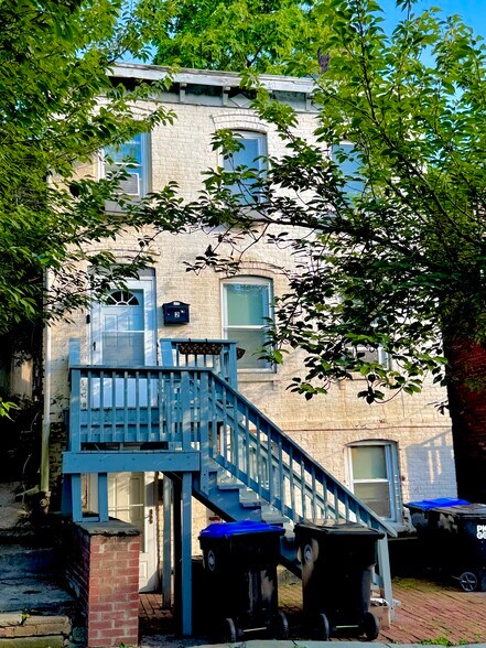 190 Union St, Poughkeepsie, NY à vendre - Photo de l’immeuble – Image 2 sur 18