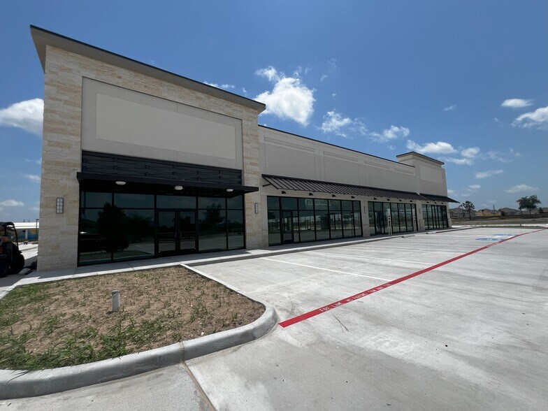 NEC of Meridian Pky, Manvel, TX à louer - Photo de l’immeuble – Image 1 sur 6