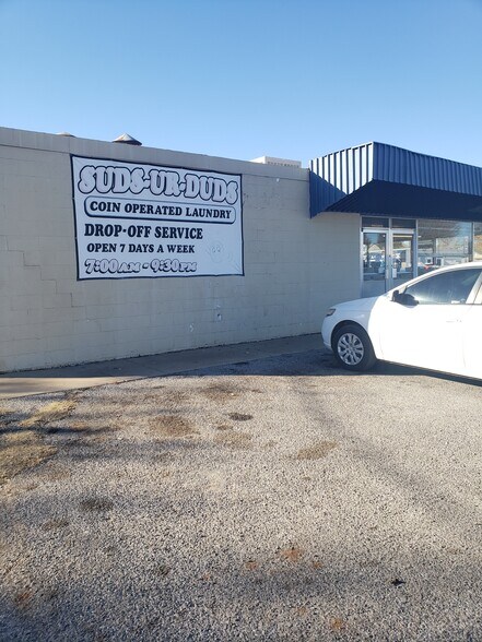 520 E Broadway St, Altus, OK à vendre - Photo de l’immeuble – Image 2 sur 3