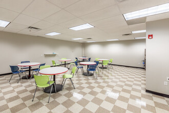 100 Baltimore Dr, Wilkes Barre, PA à louer Photo intérieure– Image 2 sur 12
