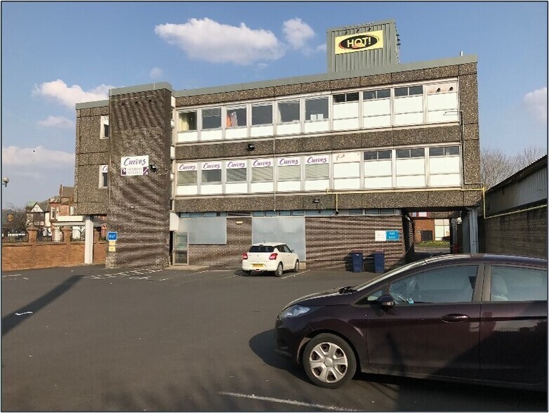 11-15 Low Glencairn St, Kilmarnock à louer - Photo de l’immeuble – Image 3 sur 5