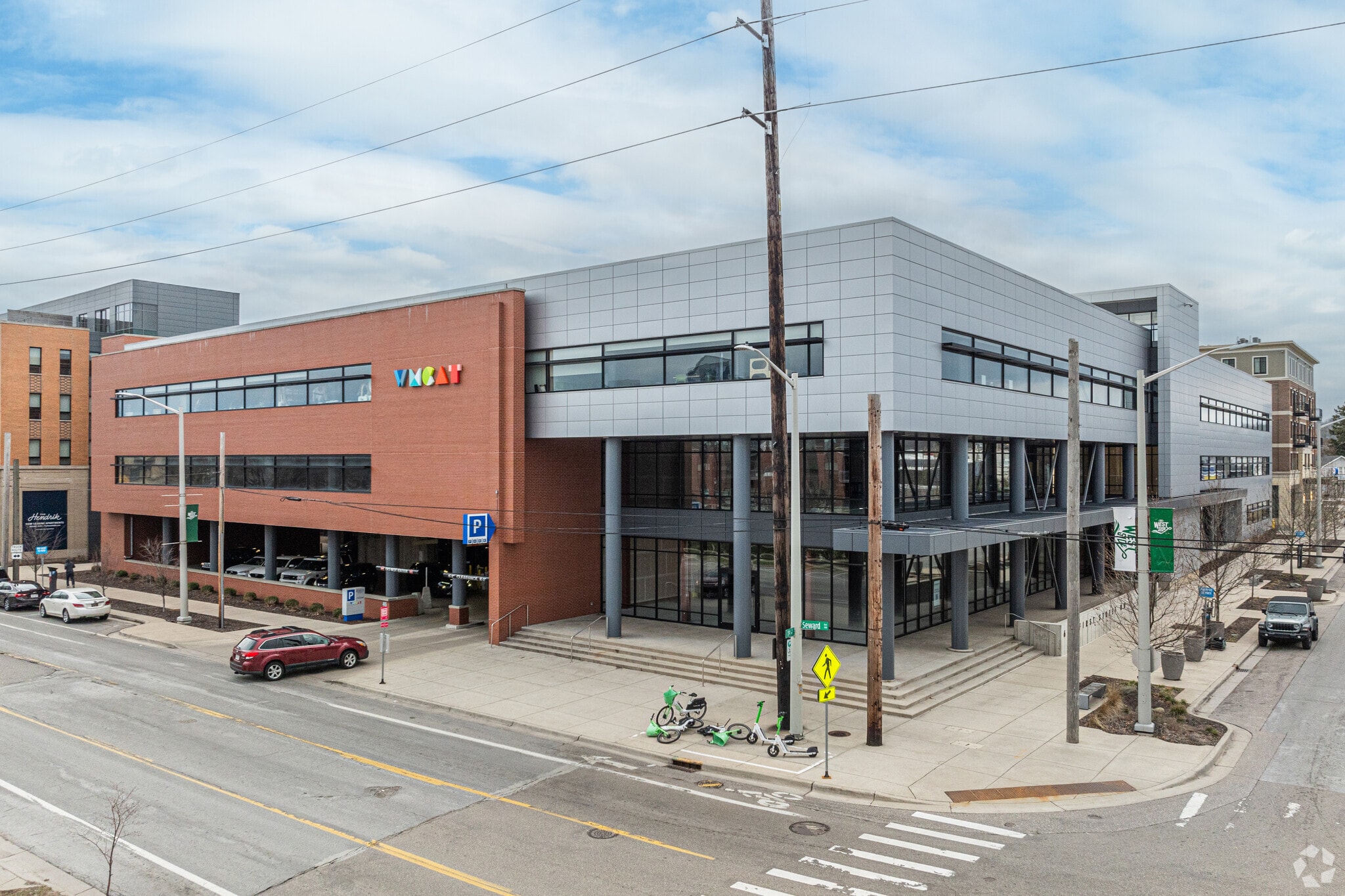 614 First St NW, Grand Rapids, MI à louer Photo principale– Image 1 sur 6