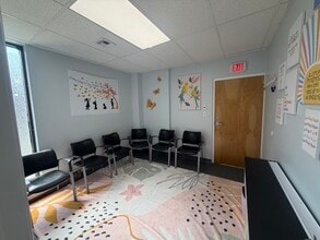 236 E Westfield Ave, Roselle Park, NJ à louer Photo intérieure– Image 2 sur 6