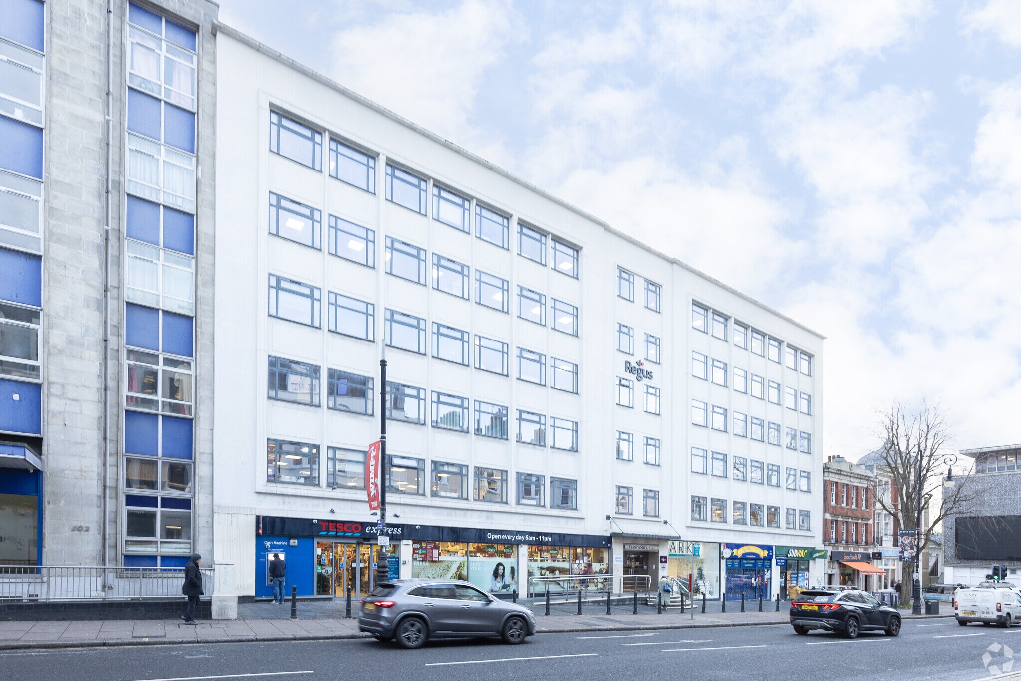 103-109 Queens Rd, Brighton à louer Photo de l’immeuble– Image 1 sur 4