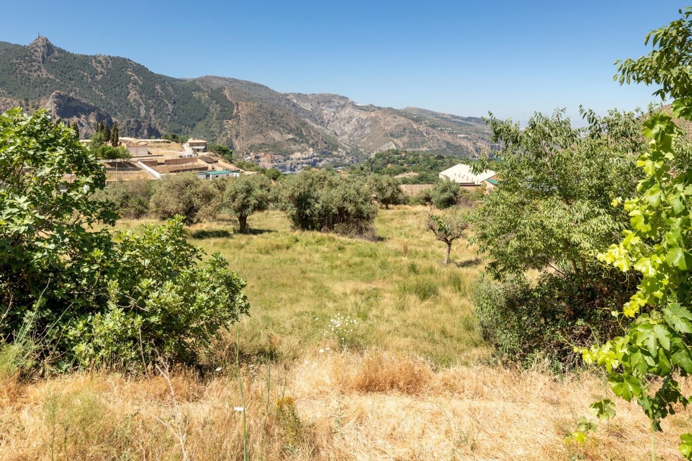 Calle Fuente 16 Caños, Güéjar Sierra, Granada à vendre Photo principale– Image 1 sur 21