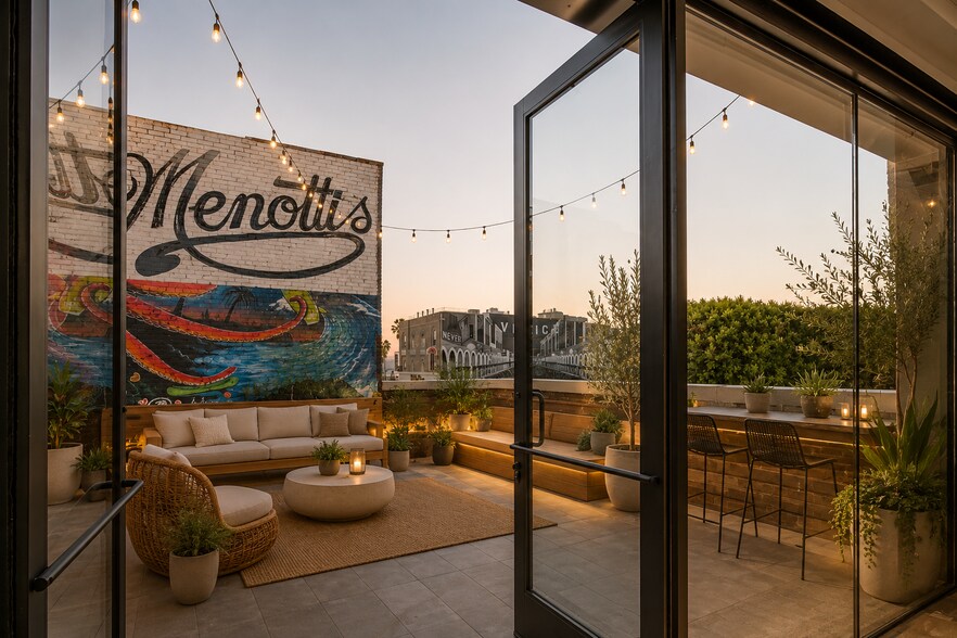 62-66 Windward Ave, Venice, CA à louer - Photo de l’immeuble – Image 3 sur 13
