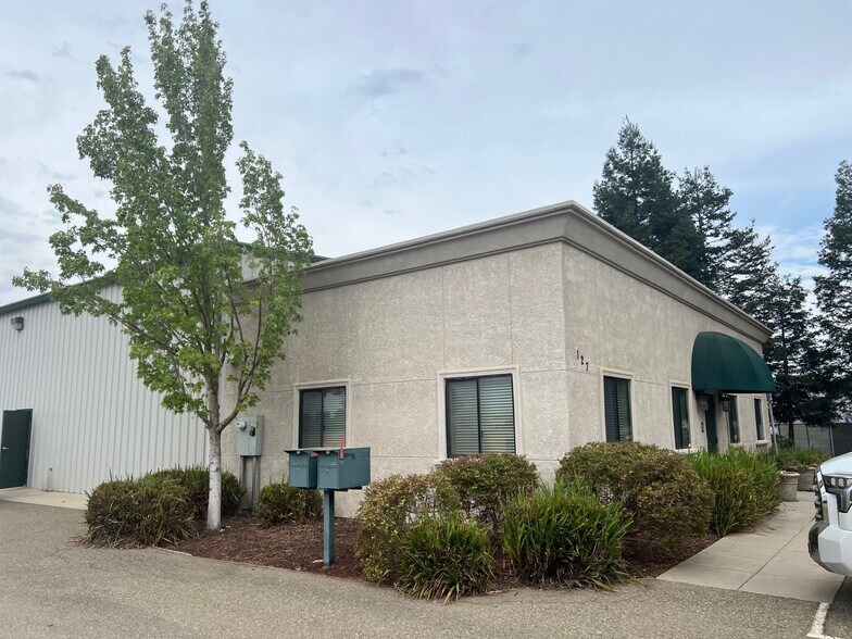 127 Heron Way, Merced, CA à vendre - Photo de l’immeuble – Image 3 sur 13