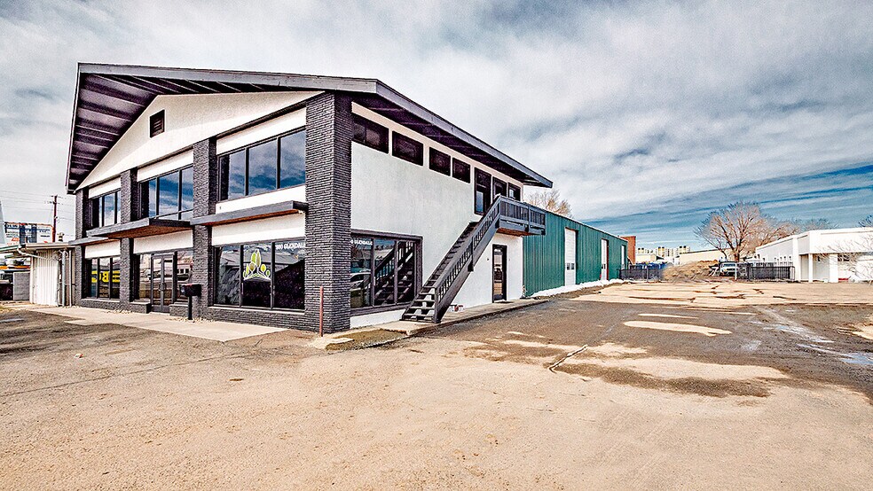 910 Glendale Ave, Sparks, NV à vendre - Photo principale – Image 3 sur 33