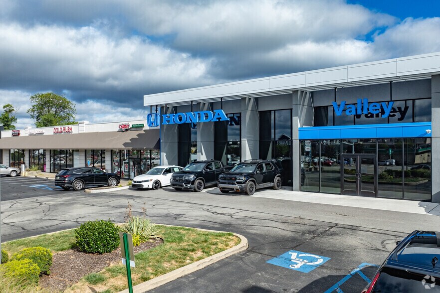 4201-4221 William Penn Hwy, Monroeville, PA à louer - Photo principale – Image 1 sur 1